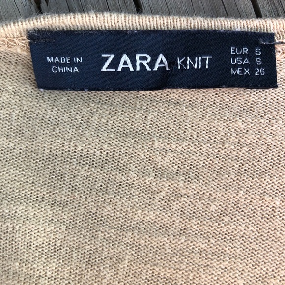 Zara Knit faux wrap with flower appliqués! - Picture 6 of 6
